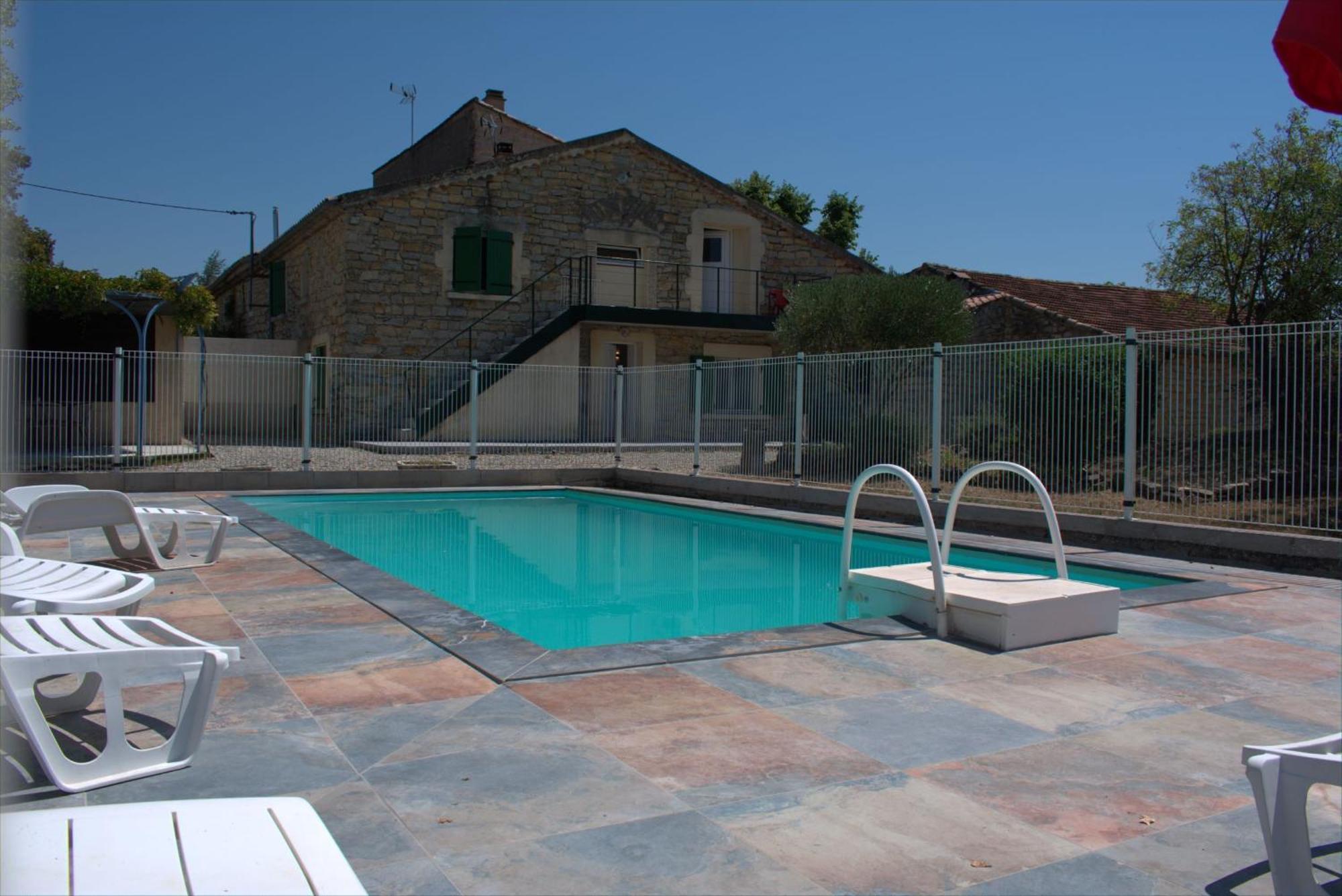 Le Mas De La Chadeniere Villeneuve-de-Berg Exterior foto